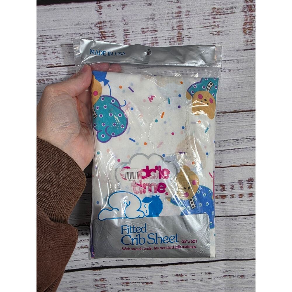 VTG Cuddle Time Fitted Crib Sheet Bears Pajamas Confetti 28x52